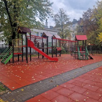 Następny wyremontowany plac zabaw na Pradze Północ - Życie Pragi Północ